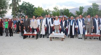 Salihli Meslek Yüksek Okulu'nda Mezuniyet Töreni Düzenlendi