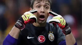 Barcelona Muslera'yı İstiyor