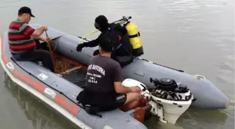 Ceyhan Nehri'nde Kaybolan Çocuğun Cesedi Bulundu