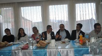 Demirci'de Tayini Çıkan Savcı ve Hakimlere Veda Yemeği
