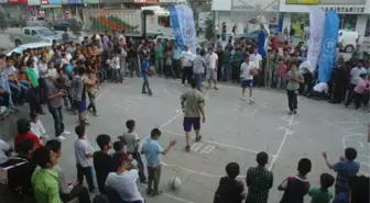 Hakkari'de Sokak Basketbolu Turnuvası