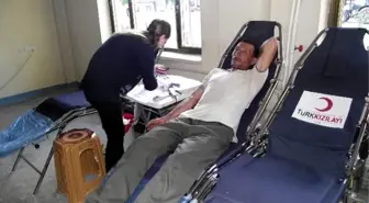 Yeniçubuklu Vatandaşlar Kan Bağışında Bulundu
