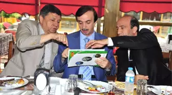 Can Dost Kardeş Aileler Buluşuyor