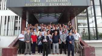 İzmir Büyükşehir Belediyesi CHP Grubu: 'Topçu Kışlası'ndan Vazgeçilsin'