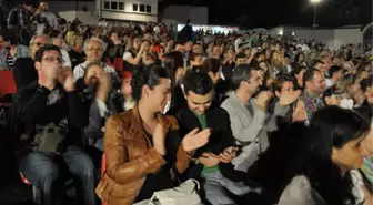 Seyircilerden Bregovic Konserinde Taksim'e Destek Sloganları