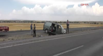 Akşehir'de Kaza 3'ü Çocuk 8 Yaralı