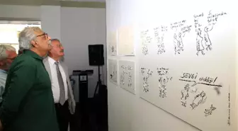 Tarık Ali, Galeri Kara'da Behiç Ak Sergisini Gezdi