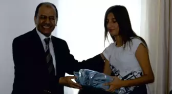 Başarılı Çocuklara Ödül