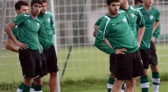 Bursaspor'un Gençleri 2 Haftadır Sahada