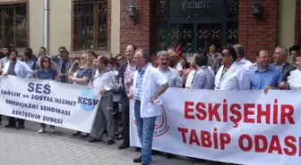 Sağlıkçıların Gözaltına Alınmasına Tepki