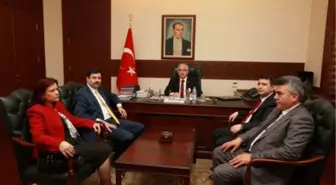 Ak Parti İl Teşkilatından Vali Tuna'ya Hayırlı Olsun Ziyareti