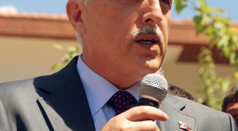 Vali Mutlu Dalından Kayısı Yedi