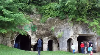 Tarihi Aya Nikola Manastırı İlgi Görüyor