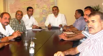 Pamuk: 'Türkiye Makas Değiştiriyor'