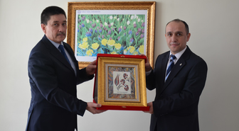 Büyük Elçi Kadirov Turgut Özal Üniversitesi'nde