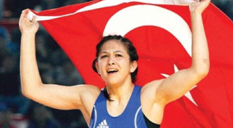 Hafize Şahin Akdeniz Oyunları'nda Altın Madalya Kazandı