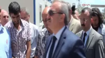 Vali Karaloğlu, İşçiliği Beğenmedi