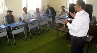 Araban'da Hacı Adaylarına Seminer Verildi