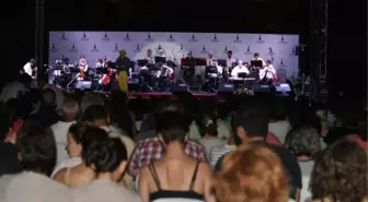 İzmir'de Tango Rüzgarı