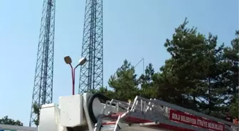 Ücretini Alamayınca Baz İstasyonuna Çıktı