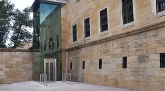 Anıtkabir'de Engelli Asansörü