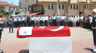 Kalp Krizi Geçiren Polis Son Yolculuğuna Uğurlandı