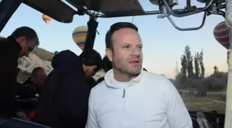 Barrichello, Kapadokya'da Güneşin Batışını İzledi