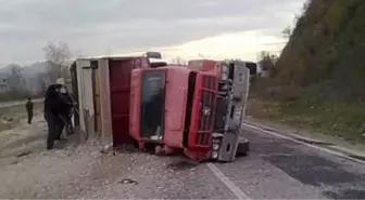 Konya'da İki Kamyon Çarpıştı: 1 Yaralı