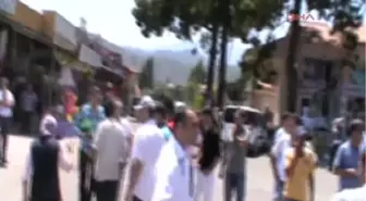 Esnafın Avm Tepkisinde Arbede Çıktı