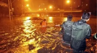 Çin'de Şiddetli Yağışlar Nedeniyle 3 Kişi Öldü