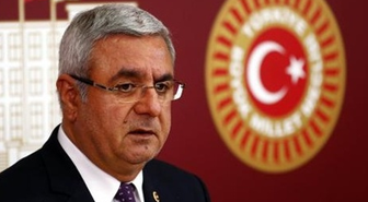 Ak Partililerin Ayağa Kalktığı Kürt Marşı'nda 'Biz Ki Devrimin Kızıl Çocuklarıyız' Deniliyormuş!
