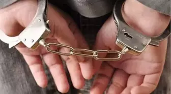 Mısır'da Ordunun Yönetime El Koymasımısır'da 2 Türk Gazeteci Daha Gözaltında
