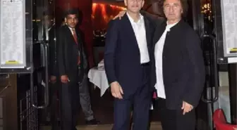 Eski Bakan David Miliband'e Türk Restoranında Veda