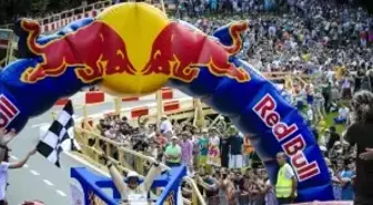 Red Bull Soapbox'ta Birinci Starsky & Hutch