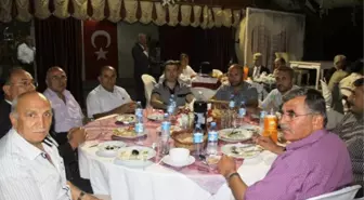 İlçe Yöneticileri Şehit Aileleri ve Gazilerle İftarda Bir Araya Geldi