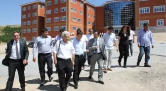 Bozok Üniversitesi Rektörü Kampüste Devam Eden Projeleri İnceledi