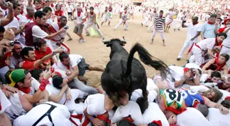 İspanya'da San Fermin Festivali'nde 17 Kişi Yaralandı