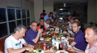 Adanaspor'da Yönetim ile Oyuncular İftarda Buluştu