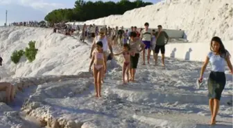 Pamukkale'ye Ziyaretçi Akını