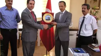 Tötm'den Malatya Belediyesi Kültür A.Ş. Genel Müdürü Murat Nalçacı'ya Çifte Plaket