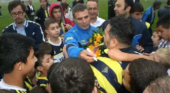 Düzce Protokolünden Fenerbahçe'ye Moral Ziyareti