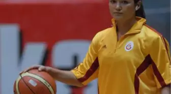 Galatasaray Kadın Basketbol Takımı, Esra Şencebe ile Anlaştı