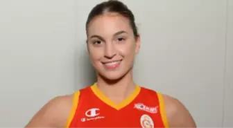 Yasemen Saylar Galatasaray İle Sözleşme Yeniledi