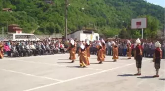 Halk Oyunları Ekibi Makedonya'ya Gidiyor