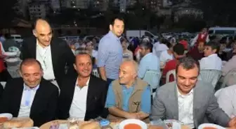 Tekin'den Başkan İsmail Kavuncu'ya Teşekkür Plaketi