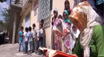 Tepkilerini Kuran Okuyarak Gösterdiler