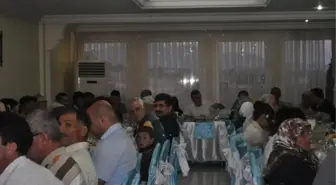 Demirci Syd Vakfı'ndan Yoksul Ailelere İftar