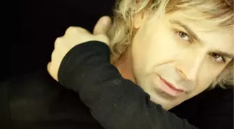 Soner Arıca'nın Yaşıyorum Albümü