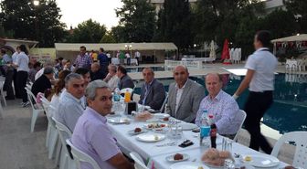 Malkara Belediyesinden Protokole İftar Yemeği