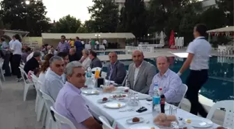 Malkara Belediyesinden Protokole İftar Yemeği